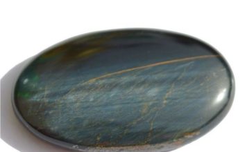 Соколиный глаз